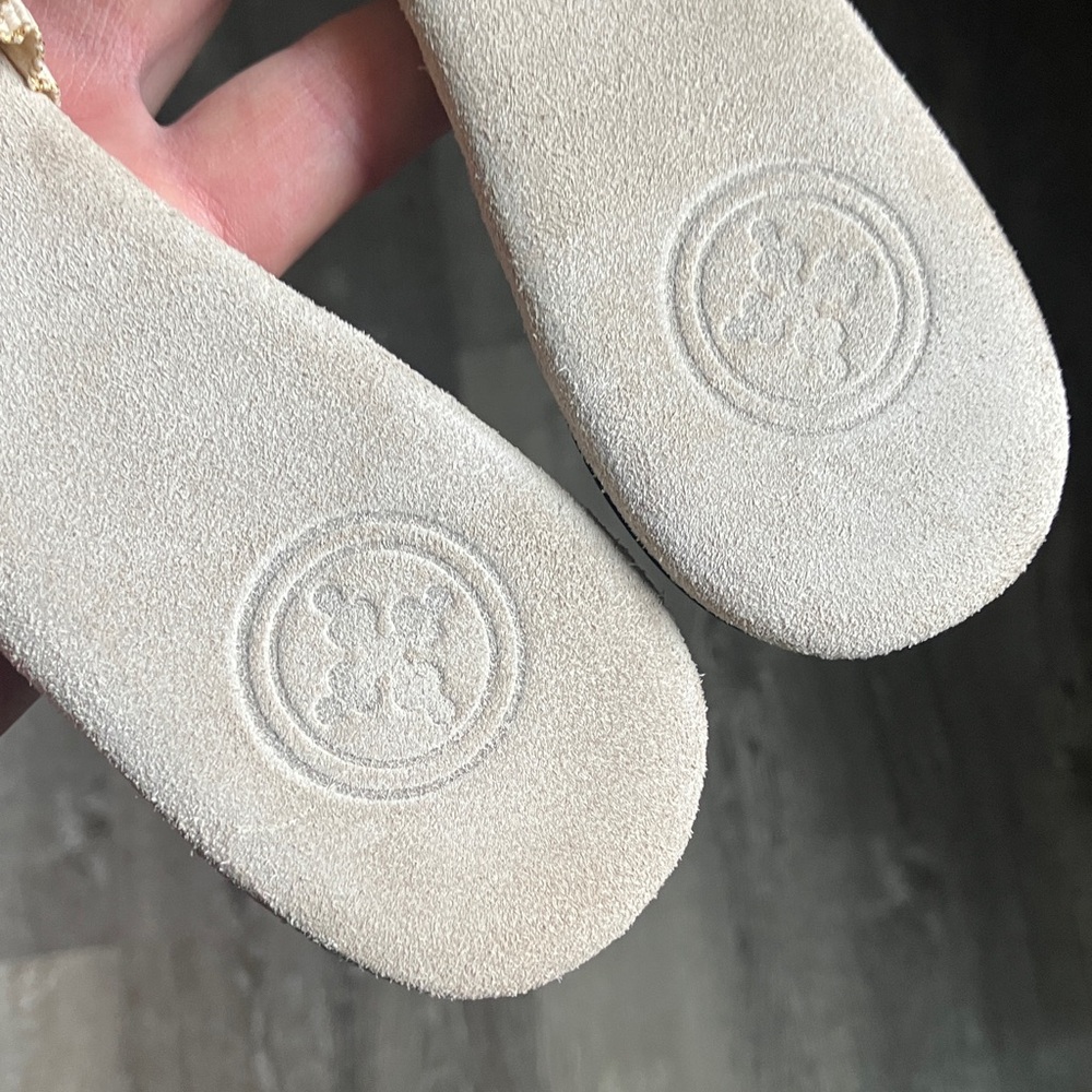 Charleston Shoe Company Blakely Camouflage Mules - Picture 13 of 17